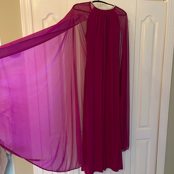 Lady Gaga style House of Gucci premiere magenta Cape Dress Gown Size 10 - Picture 6 of 6